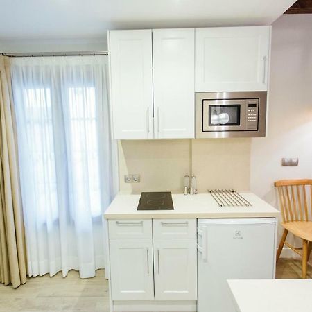 One&Lux Byron Suites Sevilla Buitenkant foto