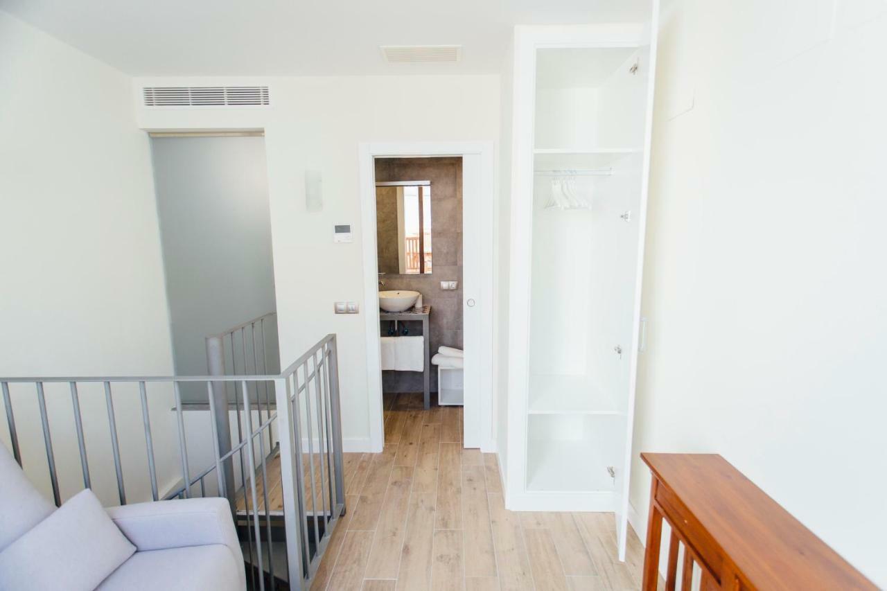 One&Lux Byron Suites Sevilla Buitenkant foto