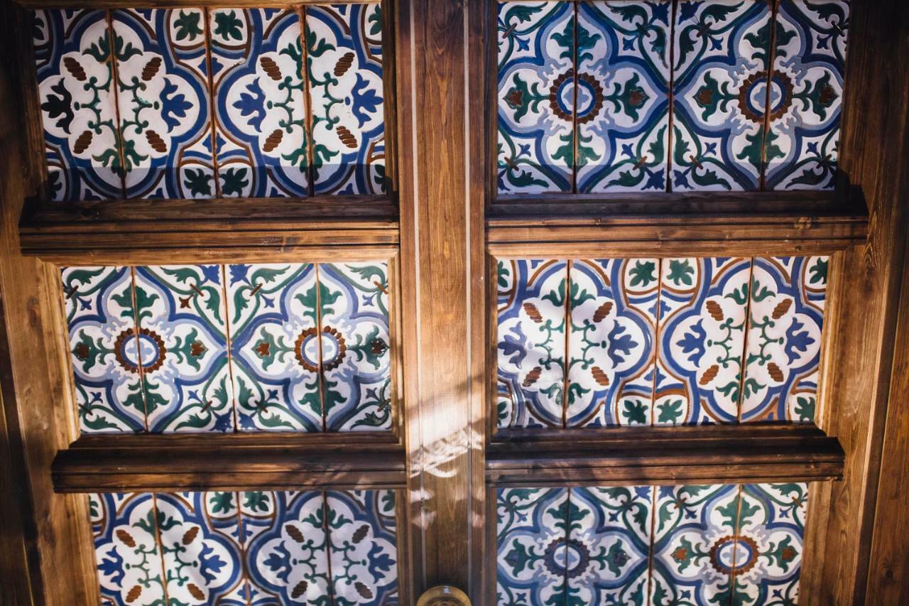 One&Lux Byron Suites Sevilla Buitenkant foto